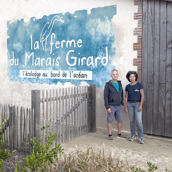 Marylou et Damien vous accueillent à la Ferme du Marais Girard